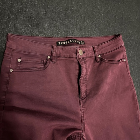 Tinseltown Burgundy Jeans size 11 - Picture 2 of 6